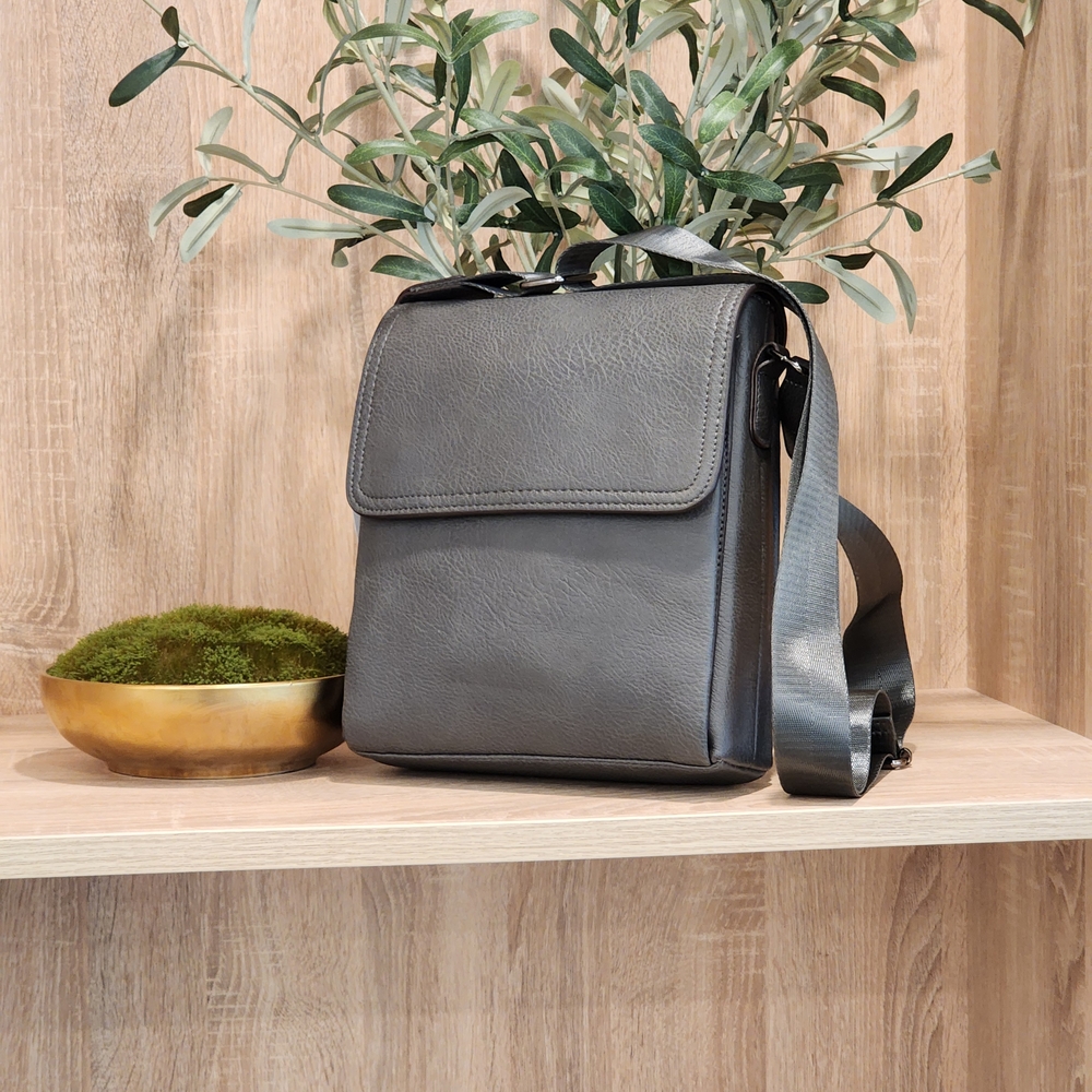 AR New York Men's Leather Gray Multi Compartment Casual Messenger Crossbody Bag